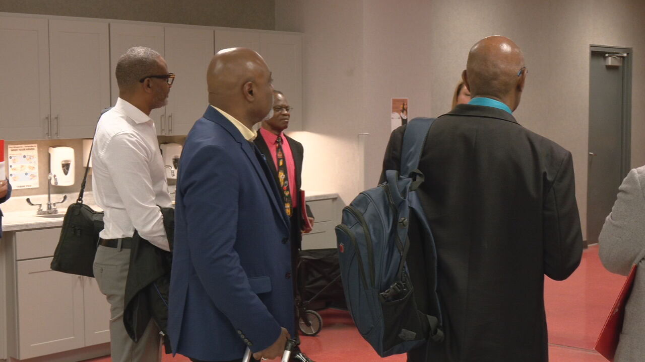 Delegation from Barbados visits JCPS high school